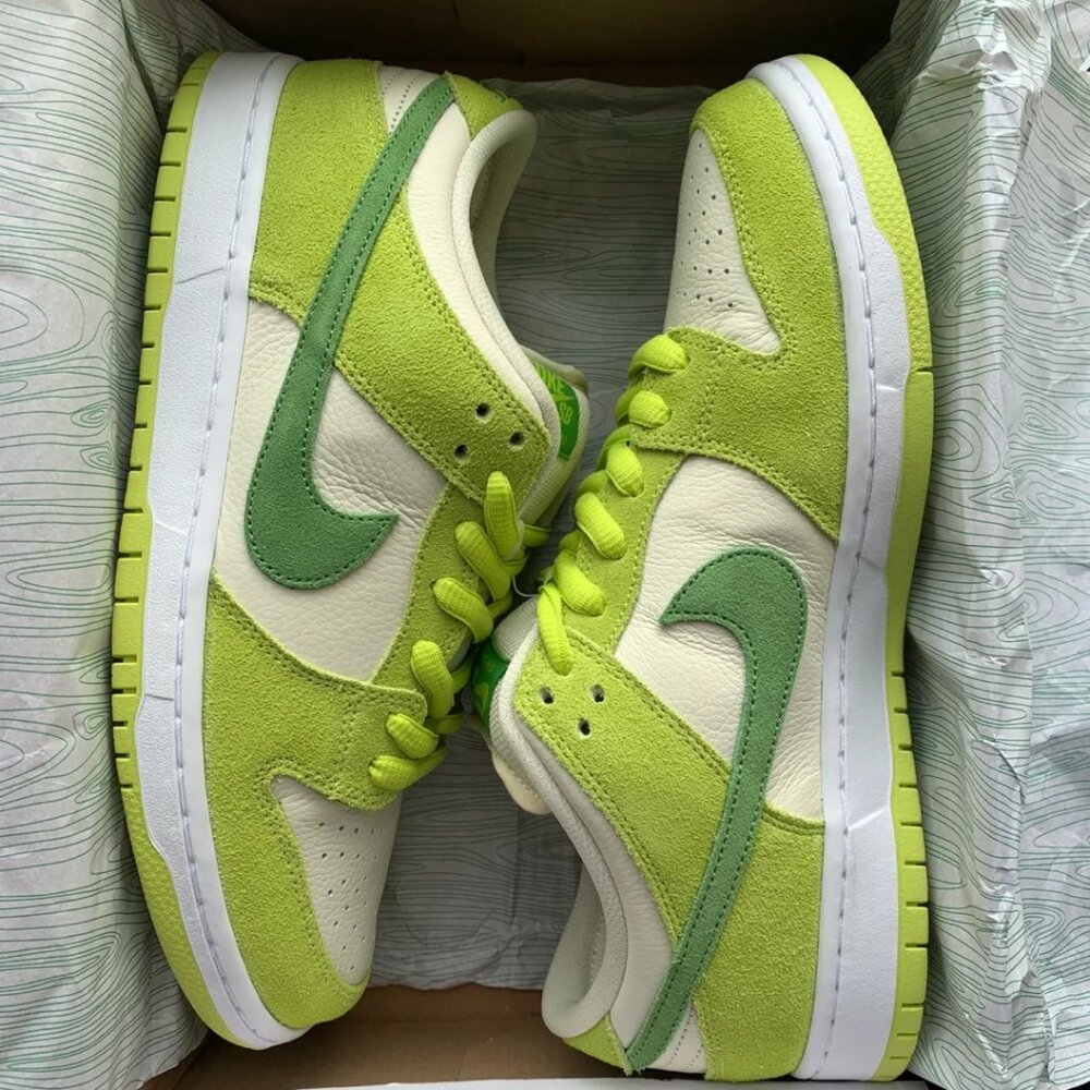 Nike SB Dunk Low “Green Ale” DM0807-300 - Picture 3 of 11